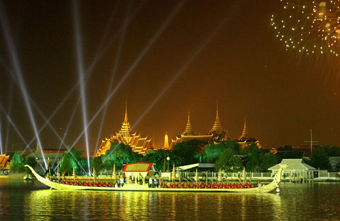 Royal Barge Suphannahongse - เรือพระที่นั่งสุพรรณหงส์